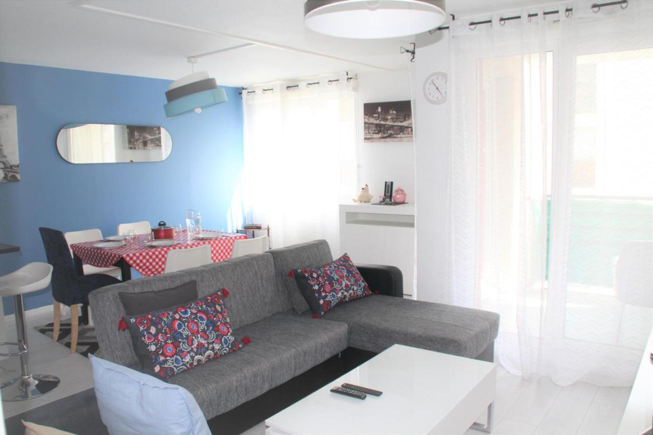 Logement Familial Tout Equipe Saint-Denis  Exterior photo