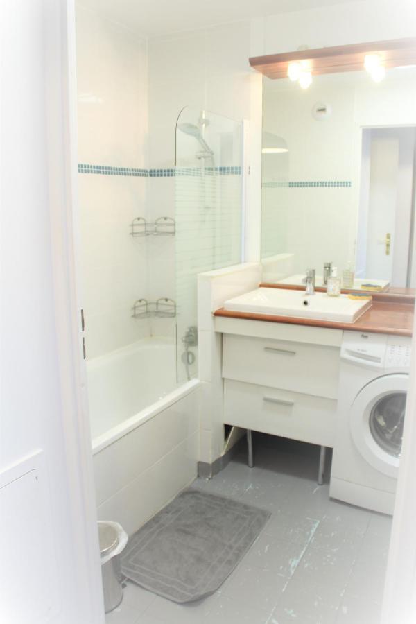 Logement Familial Tout Equipe Saint-Denis  Exterior photo